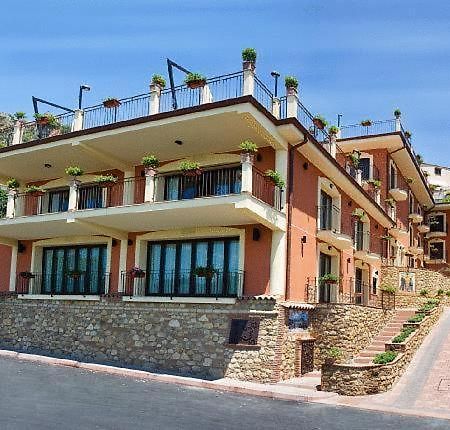 Agostiniana Hotel Santa Teresa Di Riva Eksteriør billede