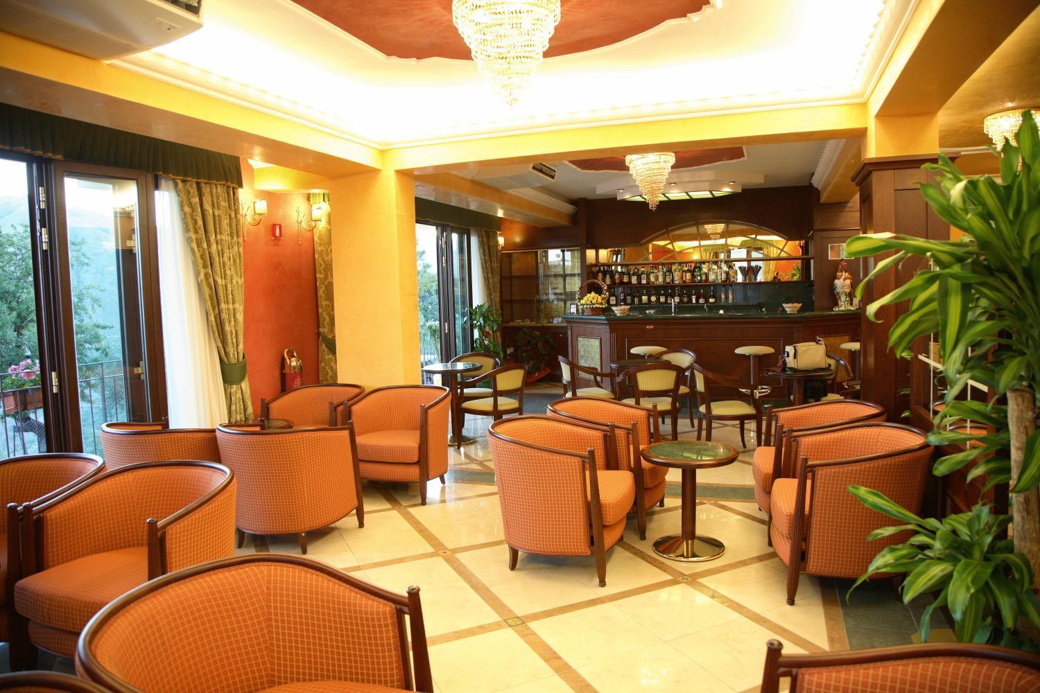 Agostiniana Hotel Santa Teresa Di Riva Eksteriør billede